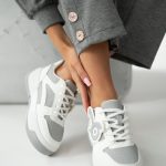 Sneakersy z ozdobną aplikacją na wysokiej platformie Szare – Palirra 2