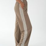 Spodnie dresowe damskie oversize Beżowy – Strivelle 3