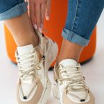 Modne sneakersy damskie Złoty camel – Carmira 3