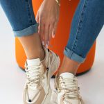 Modne sneakersy damskie Złoty camel – Carmira 2