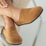 Klapki mule damskie Camelowy – Mulivra 3