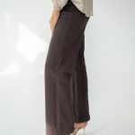 Jeansy wide leg z prostą nogawką Czekoladowy – Chocavelle 3