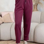 Komplet z ozdobną broszką – bluzka i spodnie Bordowy – Starivra 4