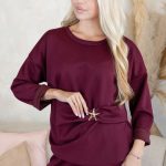 Komplet z ozdobną broszką – bluzka i spodnie Bordowy – Starivra 5