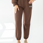 Komplet damski mini hoodie i jogger Czekoladowy – Minvessa 3