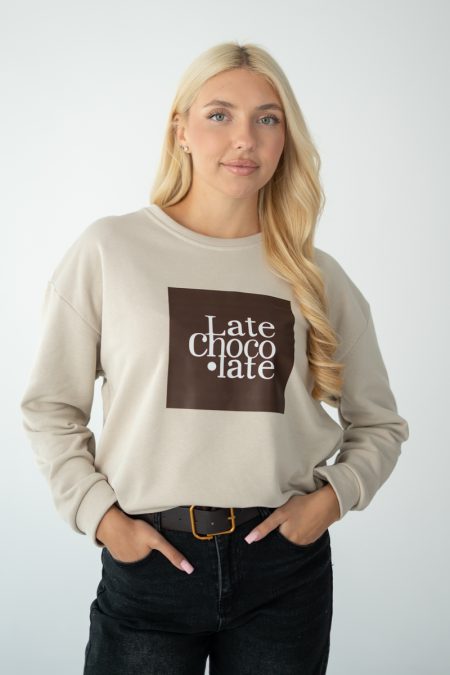 Bluza z nadrukiem Late Chocolate Beżowy – Serynne 1