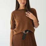 Sweter damski z wiskozy Czekoladowy – Visoria 2