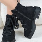 Sznurowane botki na traperowej podeszwie Czarne - Cyravelle 3