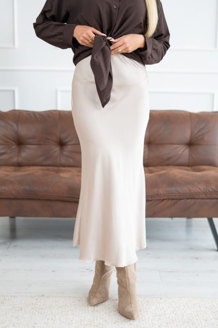 Długa satynowa spódnica Beżowy – Elysorae 1