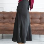 Długa satynowa spódnica Czarny – Elysorae 2