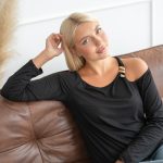 Bluzka asymetryczna damska Czarny – Thavisse 4