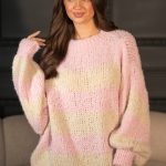 Mięsisty sweter damski w paski Pudrowy – Stravira 4