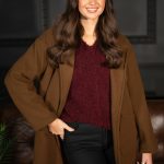 Płaszcz ze złotym guzikiem Czekoladowy – Calenya 4