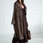 Płaszcz damski z eko skóry Czekoladowy – Feralyne 6