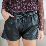 Spodenki damskie skórzane z wysokim stanem Czarny – Fayressa 3