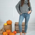 Sweter z kapturem damski Szary – Lunivra 2