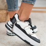 Sneakersy ze sznurówkami w cyrkonie Czarny – Omivelle 1