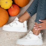 Sneakersy ze sznurówkami w cyrkonie Biały – Omivelle 1