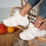 Stylowe sneakersy damskie Beżowy – Shavira 4