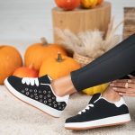 Sneakersy z ozdobnymi aplikacjami Czarny – Valesira 2