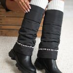 Kozaki damskie z wysoką cholewką i perełkami Czarny – Peravelle 3