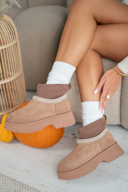 Niskie botki z obcasem na podeszwie Fango – Morivane 3