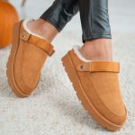 Klapki mule ocieplane Camelowy – Melyssa 4