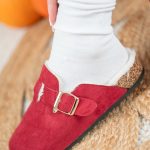 Klapki chodaki z futerkiem Bordowy – Florynne 4