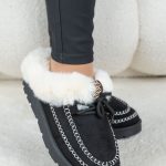 Wsuwane buty z futerkiem Czarne - Elyssira 4