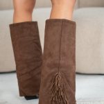 Wysokie kozaki z fredzlami Czekoladowy – Fraylisse 1