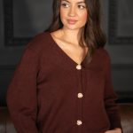 Sweter rozpinany ze złotymi guzikami Czekoladowy – Gildora 3