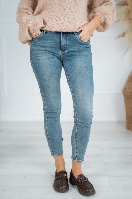 Spodnie jeansowe push-up – Nayelora 1