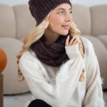 Czapka damska alpaka Czekoladowy – Alvoria 1