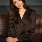 Bluzka kopertowa damska V Czekoladowy – Cyrivellea 3