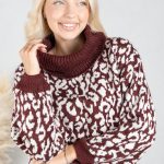 Sweter w panterkę z golfem Bordowy – Panthirra 3