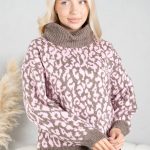 Sweter w panterkę z golfem Fango – Panthirra 1