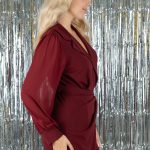 Kombinezon kopertowy z paskiem i złotą klamrą Bordowy – Aurevane 4