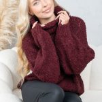 Sweter boucle z golfem Bordowy – Molivane 4