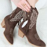 Botki kowbojki z haftem Czekoladowe - Avrisse 5