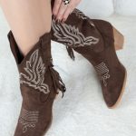 Botki kowbojki z haftem Czekoladowe - Avrisse 4