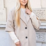 Płaszcz boucle oversize Beżowy – Boulyra 1