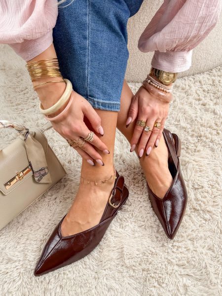 Czółenka zapinane na kostce Czekoladowe – Anvera 1