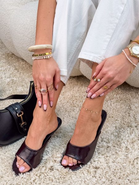 Klapki na niskiej kaczuszce Czekoladowe – Gentle Lift 1