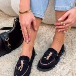 Mokasyny z zawieszkami Czarne – Charming Steps 4