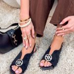 Sandały z paskiem na pięcie zamszowe Czarne – Midnight Aurelia 4