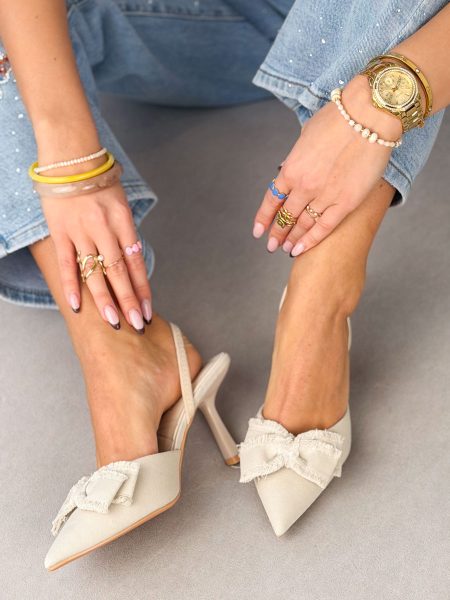 Czółenka na obcasie z kokardką Beżowe – Ribbon Affair 1