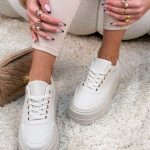 Sneakersy na platformie z ozdobnym zapiętkiem Beżowy – Back Detail 4