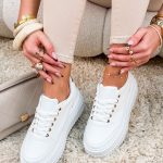 Sneakersy na platformie z ozdobnym zapiętkiem Białe – Back Detail 2