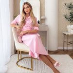 Sukienka koszulowa z kołnierzykiem i paskiem Różowy – Collinea 1