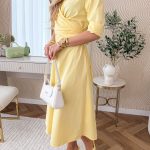 Sukienka koszulowa z kołnierzykiem i paskiem Bananowy – Collinea 3